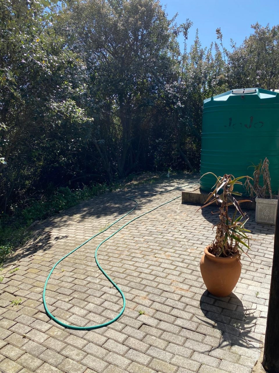 2 Bedroom Property for Sale in Kleinemonde Eastern Cape
